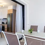 Jas Living - Chic Apts & Balconies In