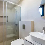 Lejlighed Jas Living - Chic Apts & Balconies In Larnaca