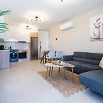 Apartament Jas Living - Chic Apts & Balconies In Larnaca