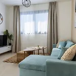 Jas Living - Chic Apts & Balconies In * Larnaca
