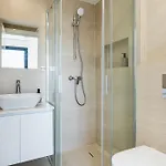 Jas Living - Chic Apts & Balconies In Apartament Larnaca