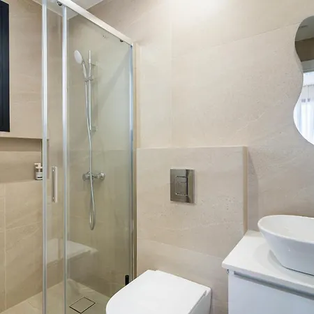 Appartamento Jas Living - Chic Apts & Balconies In Larnaca