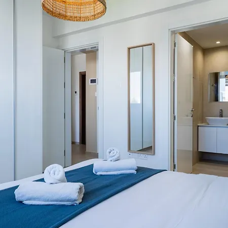 Jas Living - Chic Apts & Balconies In Larnaca