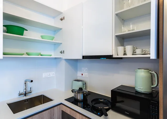 Appartement Jas Living - Chic Apts & Balconies In *