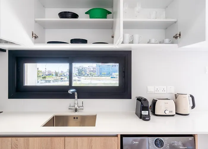 Jas Living - Chic Apts & Balconies In * Larnaka