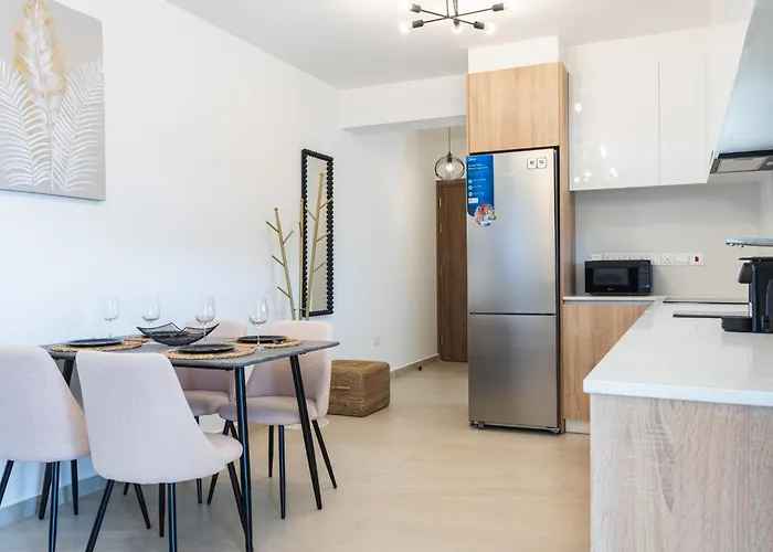 Jas Living - Chic Apts & Balconies In Apartment *