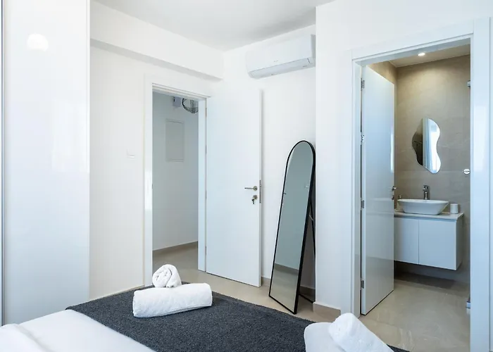 Jas Living - Chic Apts & Balconies In Appartement *