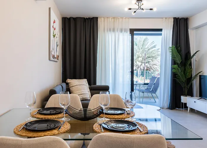 Jas Living - Chic Apts & Balconies In Apartment *