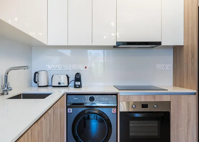 Jas Living - Chic Apts & Balconies In Appartement *