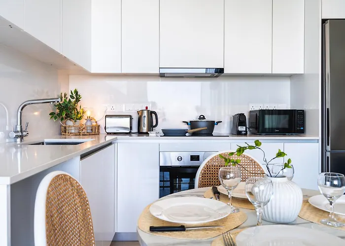 Apartment Jas Living - Chic Apts & Balconies In Larnaka