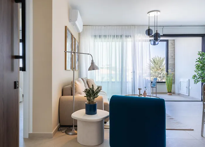 Jas Living - Chic Apts & Balconies In Apartment *