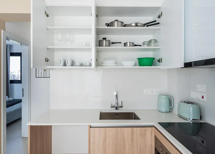 Jas Living - Chic Apts & Balconies In